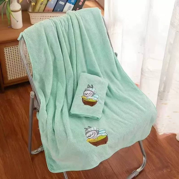 حوله کودک عروسکی پک هدیه دست و صورت و حمامی خانه سلام