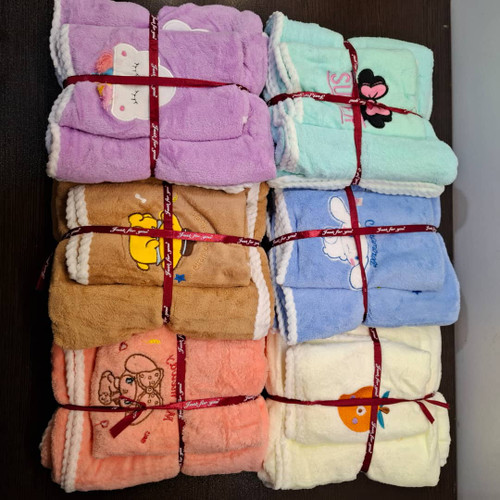 حوله کودک عروسکی پک هدیه دست و صورت و حمامی خانه سلام