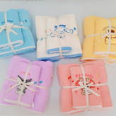 حوله کودک عروسکی پک هدیه دست و صورت و حمامی خانه سلام